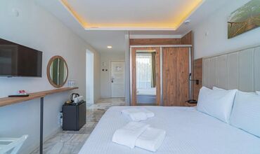 Enki Spinoza Hotel