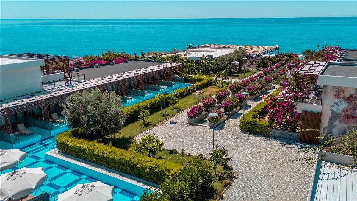 Feniks Priority Hotel